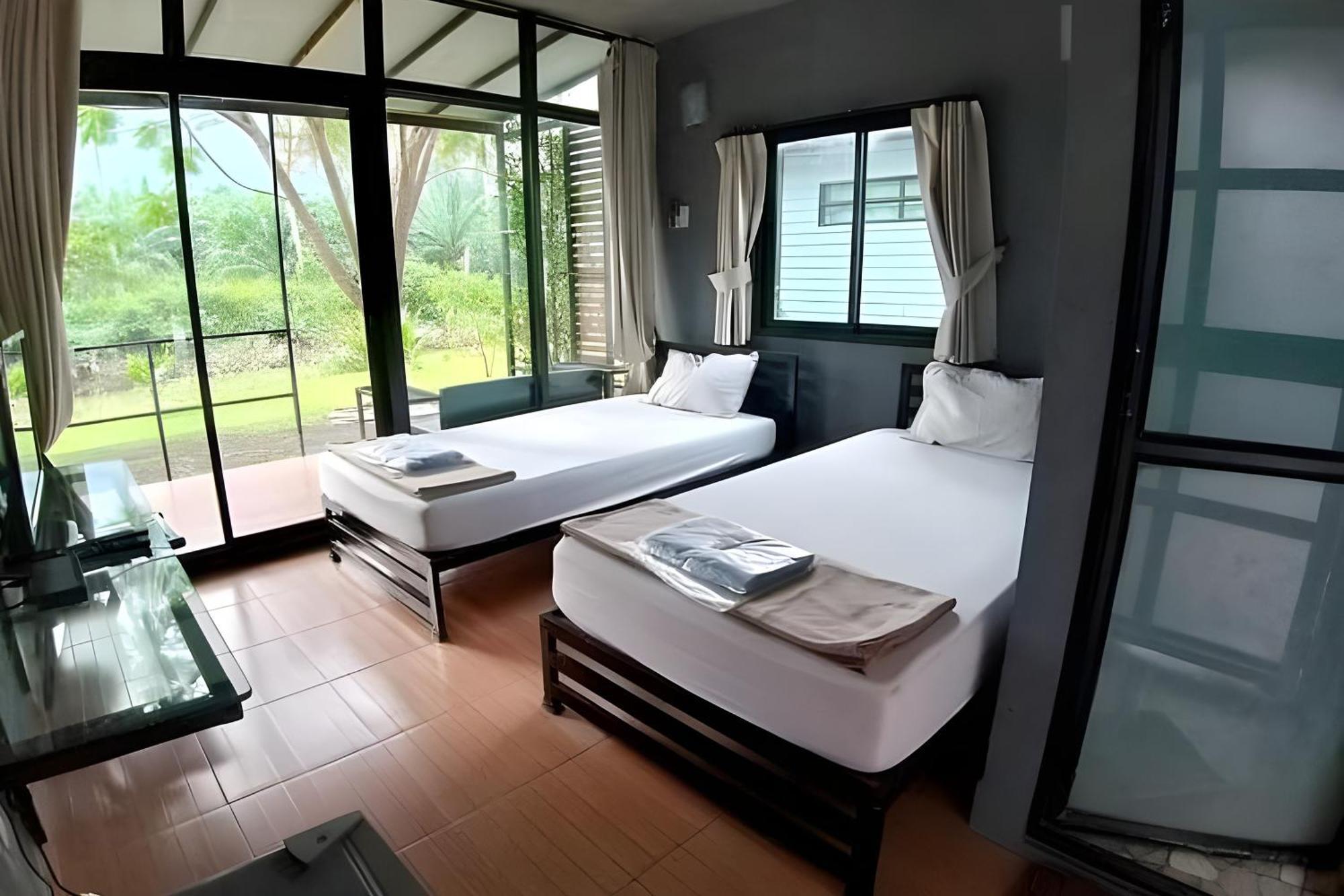 Baan Rim Nam Resort Пханг-Нга Екстер'єр фото